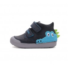 Shoes 20-25. S066-52509B