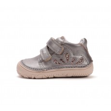 Barefoot shoes 20-25....